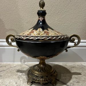 Centerpiece ( VTG )